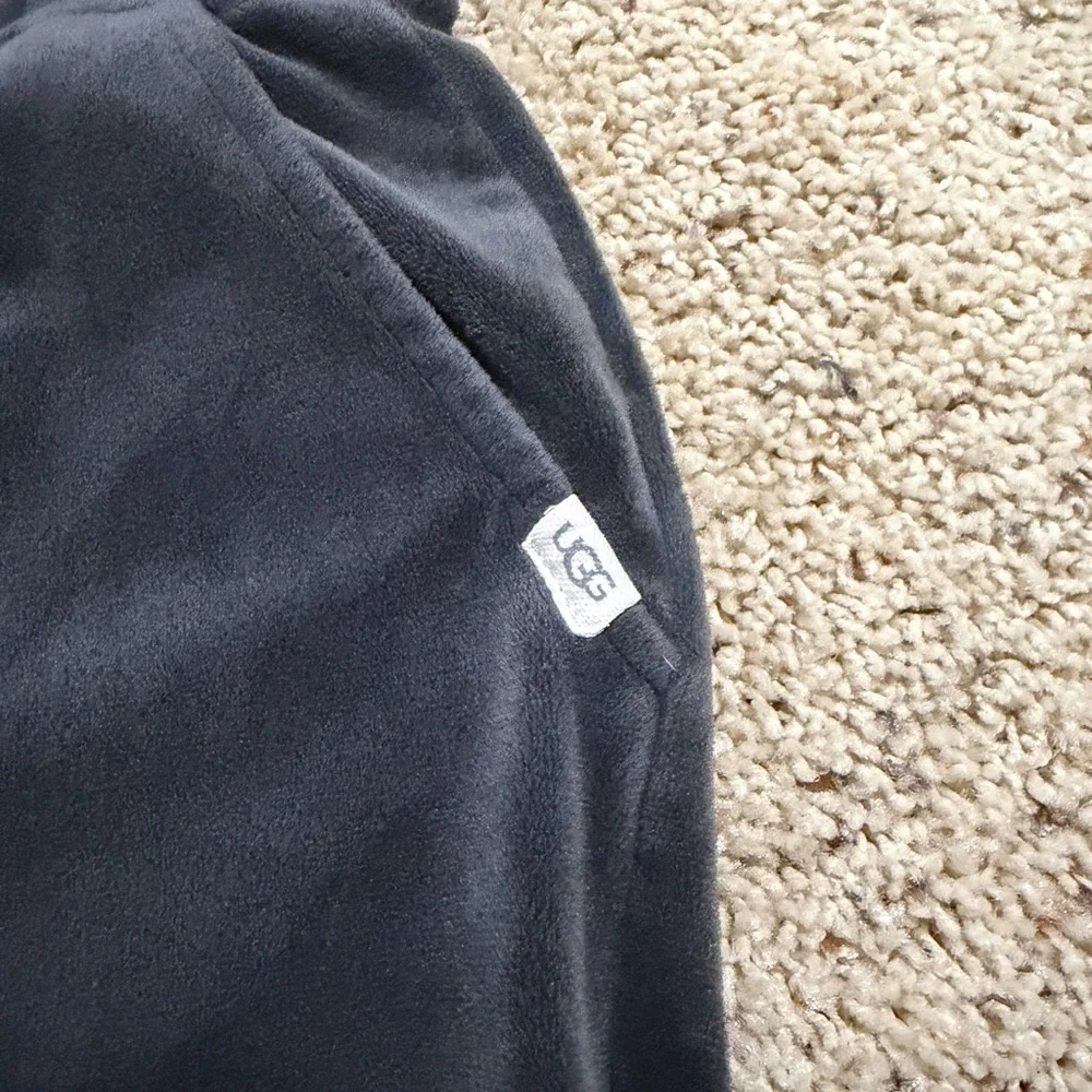 UGG Charcoal Velour Lounge Pants - Picture 2 of 3